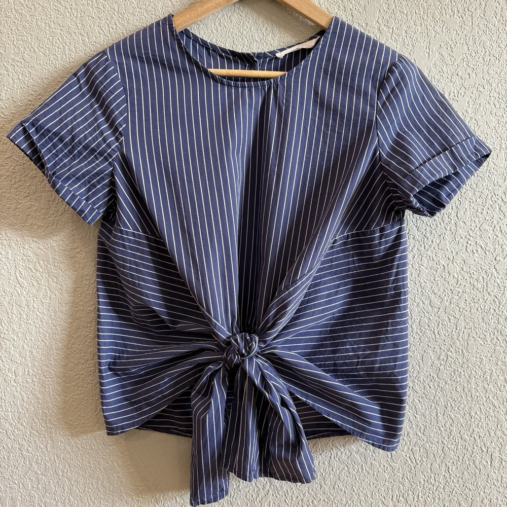 Lush Size S Pinstripe Navy Blue 100% Cotton Tie Front Crewneck Blouse